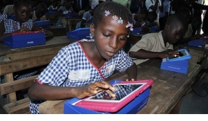 C&ocirc;te d'Ivoire-Intel, Microsoft... : Des g&eacute;ants des TIC vont apuyer l'int&eacute;gration du num&eacute;rique &agrave; l'&eacute;cole ivoirienne