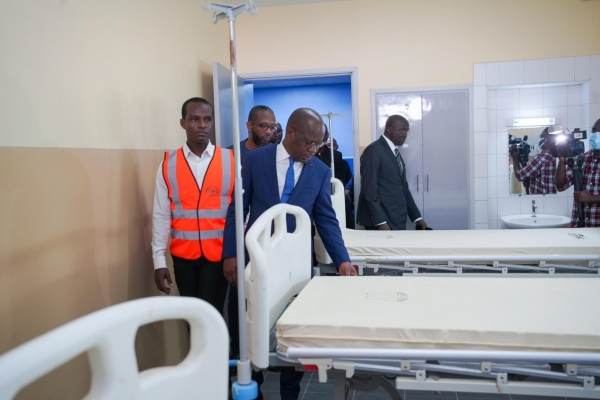 C&ocirc;te d'Ivoire / Sant&eacute; : Le Ministre Pierre Dimba s&rsquo;impr&egrave;gne des capacit&eacute;s de prise en charge des patients au Centre des Grands Brules du Samu
