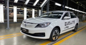 La Russie lance sa premi&egrave;re voiture &eacute;lectrique