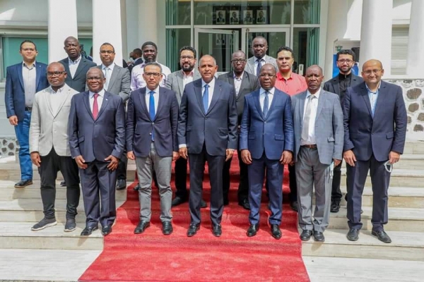 Premi&egrave;re transplantation de foie en C&ocirc;te d&rsquo;Ivoire : le Premier Ministre salue la collaboration entre chirurgiens ivoiriens et &eacute;gyptiens