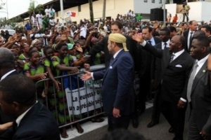 Mohammed VI,  ardent d&eacute;fenseur de l'Afrique, cl&ocirc;t sa tourn&eacute;e africaine au Gabon
