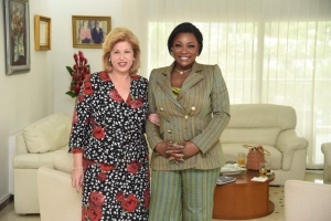 C&ocirc;te d&rsquo;Ivoire : Coach Hamond Chic chez  la Premi&egrave;re Dame, Madame Dominique Ouattara