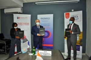Cofina, leader africain de la m&eacute;sofinance, signe avec Proparco un partenariat pour soutenir les PME ivoiriennes et s&eacute;n&eacute;galaises