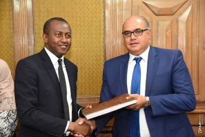 Coop&eacute;ration: des promoteurs ivoiriens et tunisiens signent un accord de partenariat dans l&rsquo;immobilier