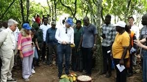 C&ocirc;te d'Ivoire : le Commissaire Europ&eacute;en Virginijus Sinkevičius impressionn&eacute; par  Initiatives Durables dans la production de Cacao