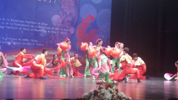C&ocirc;te d&rsquo;Ivoire : Le Festival du Nouvel an Chinois se d&eacute;couvre au public ivoirien au Palais de la culture