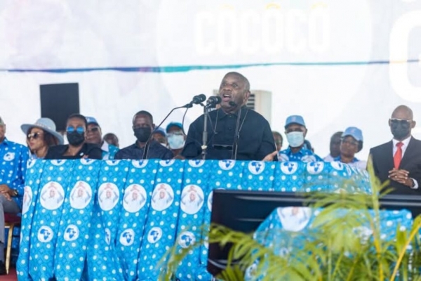 C&ocirc;te d'Ivoire : en meeting &agrave; Yopougon, Laurent Gbagbo invite ses partisans &agrave; &eacute;viter les propos x&eacute;nophobes