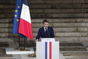 France: Macron &eacute;carte tout report de la pr&eacute;sidentielle