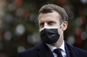 Covid-19: Emmanuel Macron test&eacute; positif
