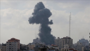 Gaza : Isra&euml;l bombarde deux banques et un b&acirc;timent abritant le si&egrave;ge d'une association turque