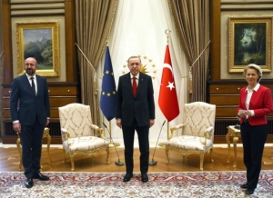 La Turquie fustige le comportement de l'UE pour le "Sofagate"