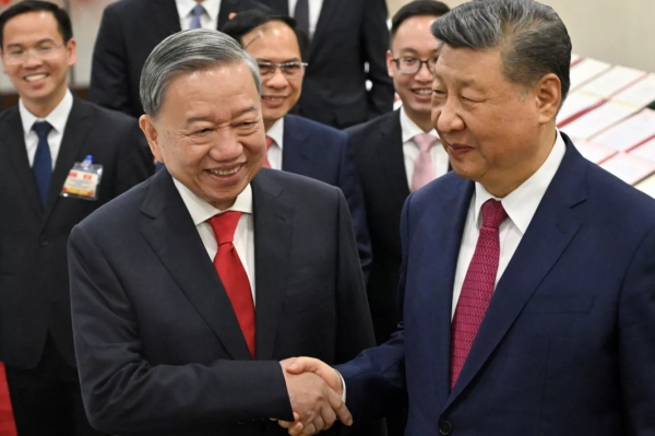 Xi Jinping appelle la Chine et le Vietnam &agrave; s'opposer &agrave; l'h&eacute;g&eacute;monisme, &agrave; l'unilat&eacute;ralisme et au protectionnisme