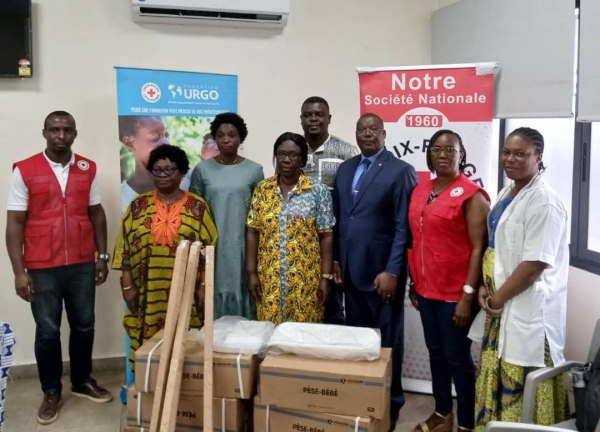 C&ocirc;te d&rsquo;Ivoire/Malnutrition : la Croix Rouge offre du mat&eacute;riel au district sanitaire Yopougon-Ouest Songon