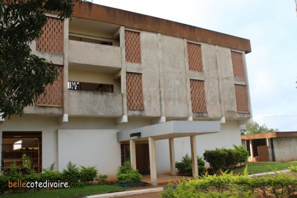 L'h&ocirc;tel Ind&eacute;ni&eacute; d'Abengourou (Photo: bellecotedivoire.com)  