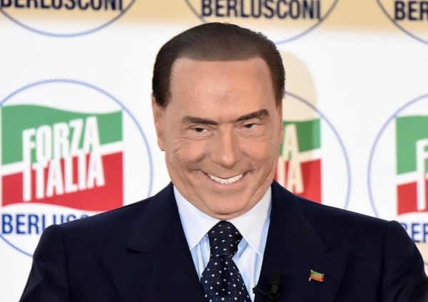 Italie/ Covid-19: Berlusconi test&eacute; positif