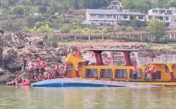 Xi Jinping appelle &agrave; tous les efforts de recherche et de sauvetage apr&egrave;s le chavirement de bateaux dans le sud-ouest de la Chine