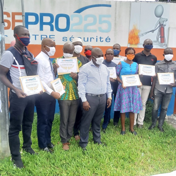C&ocirc;te d&rsquo;Ivoire/ Promotion de l&rsquo;excellence : 10 travailleurs de ASEPRO225  honor&eacute;s
