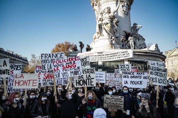 France/ Manifestation contre la loi "s&eacute;curit&eacute; globale"