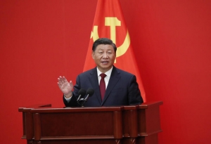 Chine: Xi Jinping reconduit &agrave; la t&ecirc;te du PCC