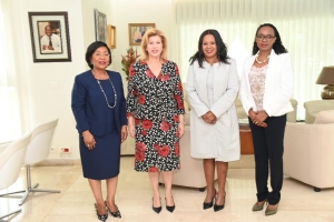 C&ocirc;te d&rsquo;Ivoire : Dominique Ouattara re&ccedil;oit Marie Chantal Uwanyiligira, Directrice Pays de la Banque Mondiale