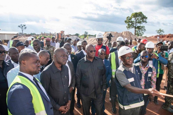 C&ocirc;te d'Ivoire/ Transport: une mission gouvernementale visite le chantier du port sec de Ferkess&eacute;dougou