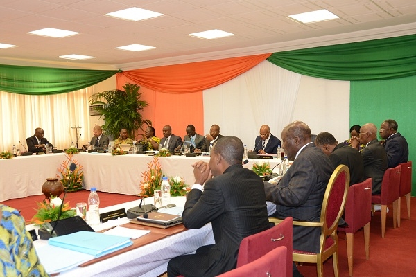 Loi sur la Scolarisation obligatoire des enfants de 6 &agrave; 16 ans : Des peines de 2 &agrave; 6 mois de prison pour tout contrevenant