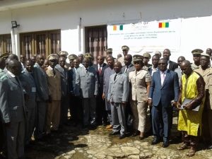 Rencontre des autorit&eacute;s administratives frontali&egrave;res ivoiriennes et guin&eacute;ennes &agrave; Man