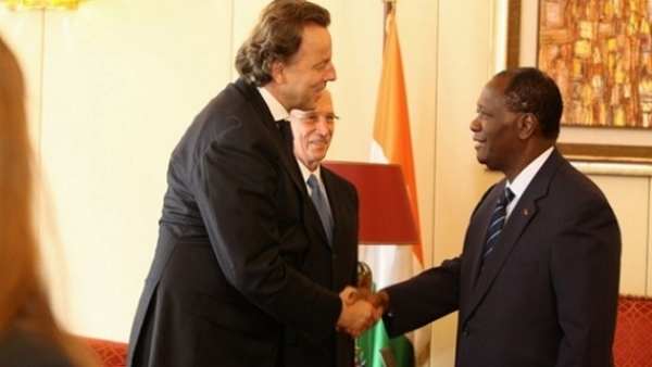 Bert Koenders et Alassane Ouattara (Photos d'archives)