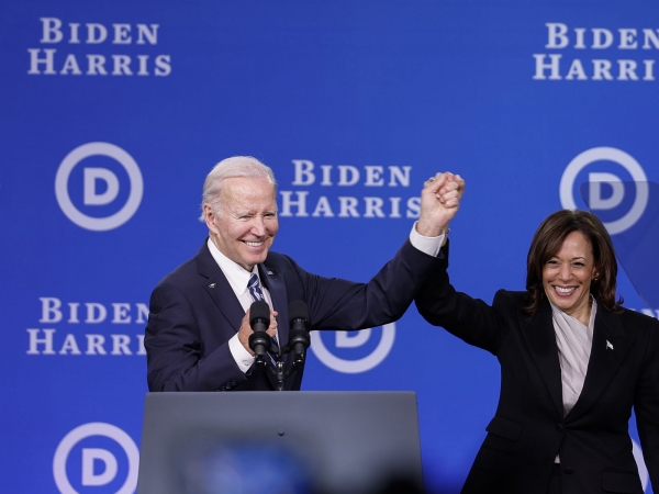 Pr&eacute;sidentielle am&eacute;ricaine : Joe Biden jette l&rsquo;&eacute;ponge et soutient la candidature de la vice-pr&eacute;sidente Kamala Harris