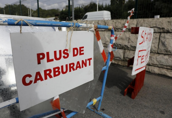 France: La p&eacute;nurie des carburants se poursuit