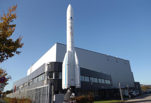 Ariane 6: Le premier vol encore report&eacute;