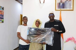 F&ecirc;te des m&egrave;res: Jumia c&eacute;l&egrave;bre les mamans de la commune d&rsquo;Adjam&eacute;