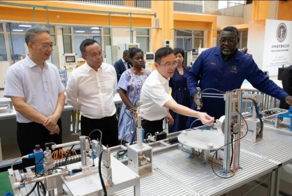 C&ocirc;te d'Ivoire-INP-HB &amp; Shenzhen : un partenariat strat&eacute;gique pour la formation des ing&eacute;nieurs ivoiriens