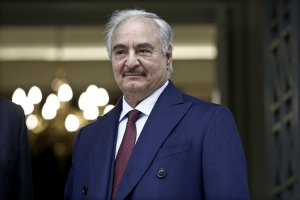 Libye: Khalifa Haftar candidat &agrave; la pr&eacute;sidentielle