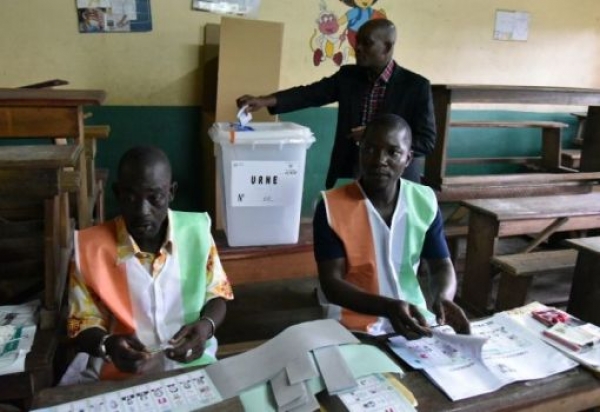 Pr&eacute;sidentielle 2015 en C&ocirc;te d&rsquo;Ivoire: D&eacute;but des op&eacute;rations de vote dans le calme