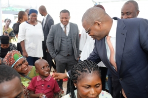 C&ocirc;te d'Ivoire/ Enr&ocirc;lement &agrave; la CMU : Le Ministre Adama Kamara s&rsquo;assure du bon fonctionnement du site "IN SITU" du quartier Zone 4