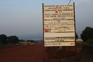 C&ocirc;te d&rsquo;Ivoire : Des &eacute;quipes de nuit mises en place pour finir les travaux de l&rsquo;axe Odienn&eacute;-Gb&eacute;l&eacute;ban