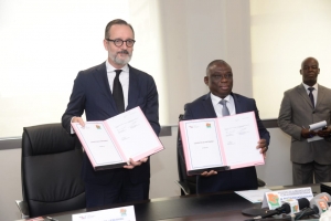 Pr&eacute;vention et r&eacute;solution des conflits communautaires dans les zones frontali&egrave;res : signature d&rsquo;une Convention entre la C&ocirc;te d&rsquo;Ivoire et le CDH