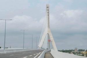 C&ocirc;te d'Ivoire/ Infrastructure routi&egrave;re : Le Pr&eacute;sident Alassane Ouattara met officiellement en service le 5e pont d'Abidjan