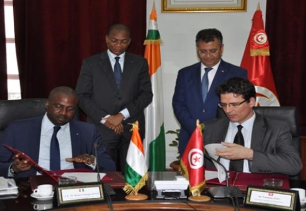 Partenariat num&eacute;rique : Abidjan et Tunis se connectent en dix accords de coop&eacute;ration