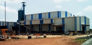 L'unit&eacute; de production de riz en production a Niakara