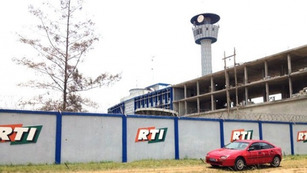 Le si&egrave;ge de la RTI &agrave; Cocody, Abidjan