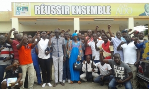 Grogne contre les factures d&rsquo;&eacute;lectricit&eacute;: la jeunesse locale du RDR refuse la chienlit &agrave; Yopougon