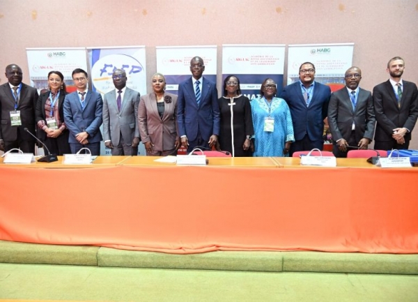 C&ocirc;te d&rsquo;Ivoire-Conformit&eacute; anti-corruption: des entreprises publiques et priv&eacute;es &agrave; l&rsquo;acad&eacute;mie de la HABG