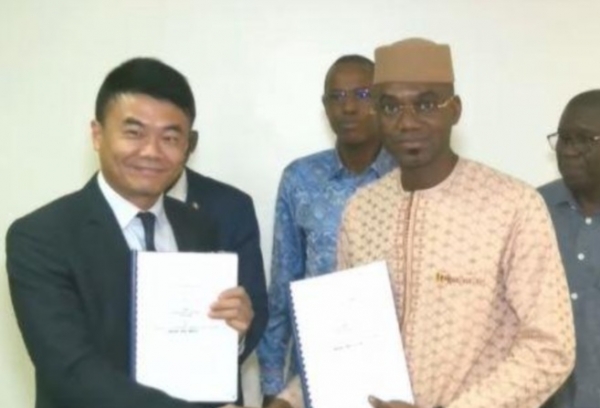 Le Mali signe un accord avec la Chine pour une usine de production d&rsquo;explosifs