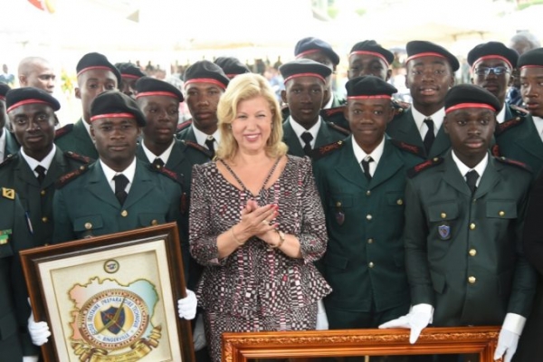 C&ocirc;te d&rsquo;Ivoire : Dominique Ouattara salue le m&eacute;rite des &eacute;l&egrave;ves de l&rsquo;EMPT