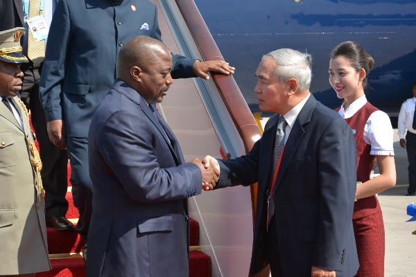 Arriv&eacute;e du Pr&eacute;sident Joseph Kabila &agrave; P&eacute;kin