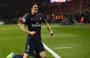Football-PSG : voici pourquoi Cavani refuse un million d'euros pour laisser les penalties &agrave; Neymar