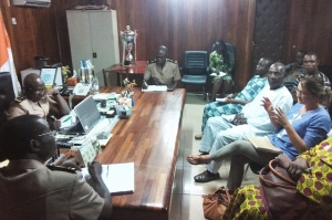 La d&eacute;l&eacute;gation du FPV dans le cabinet du pr&eacute;fet de r&eacute;gion