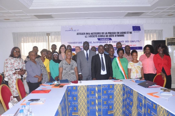 Projet IMPACT: 40 journalistes et acteurs de la soci&eacute;t&eacute; civile form&eacute;s &agrave; Abidjan &agrave; la couverture des conflits